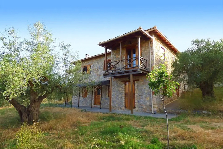 Luxurious Mansion in olive grove & view to Mystras