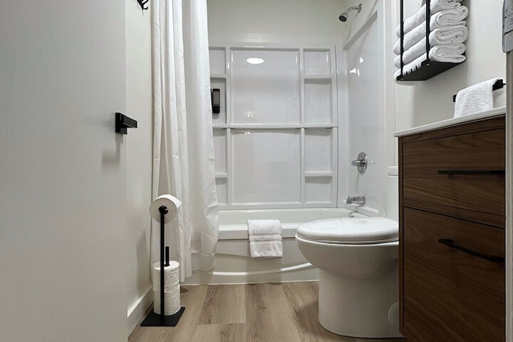 Room 16 of 24