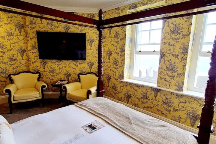 Room 58 of 141