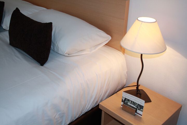 Room 3 of 63