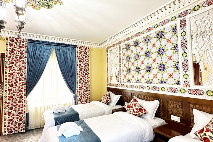Room 10 of 48
