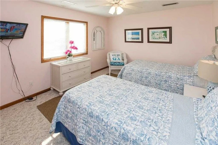 Room 3 of 15