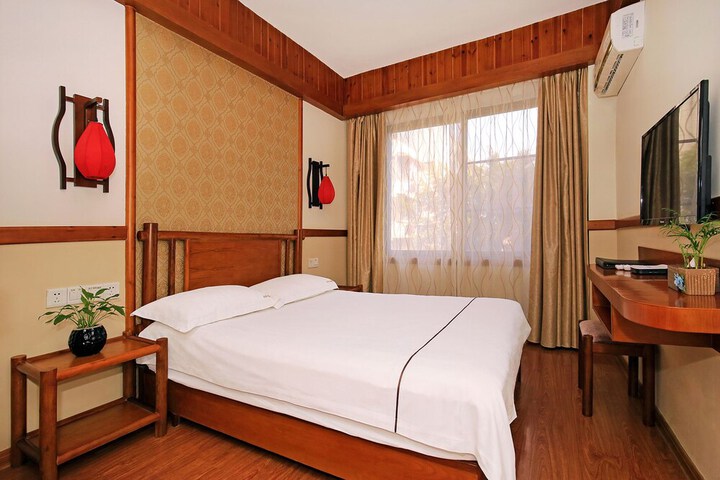 Room 9 of 51