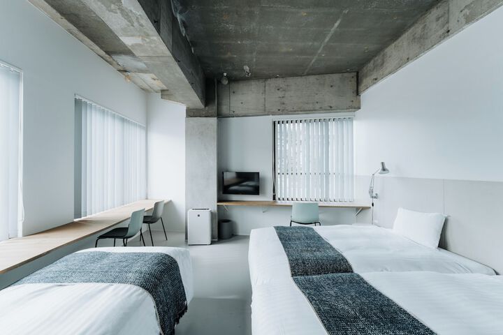 Room 22 of 63