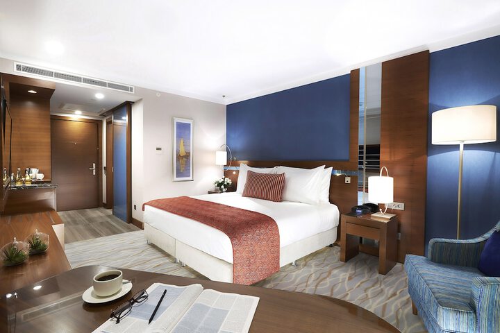 Room 8 of 55