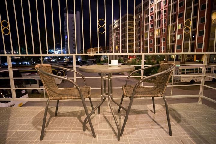Terrace/Patio 12 of 20