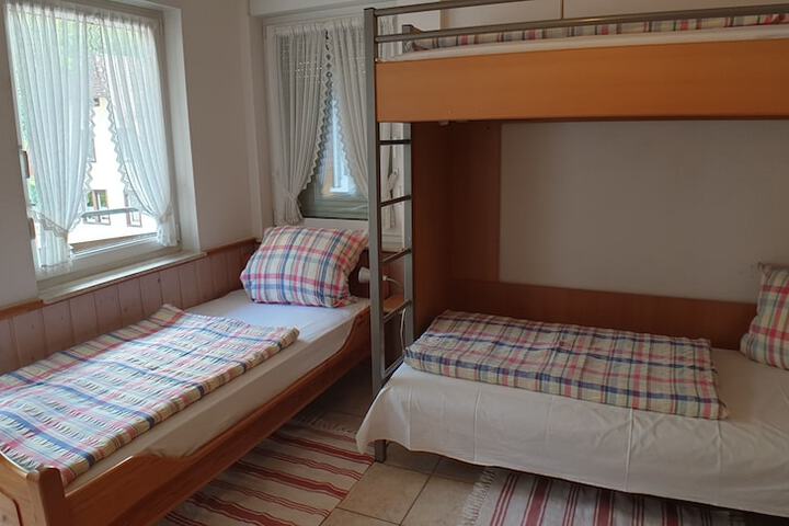 Room 7 of 67