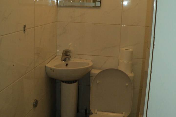 Room 50 of 72