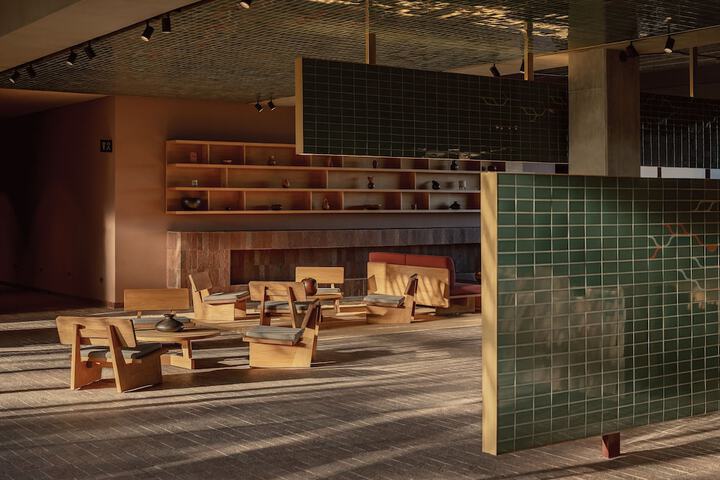 Hotel Interior 28 of 137