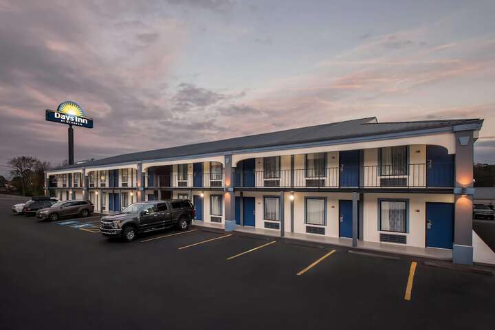 Hotel 33 of 37