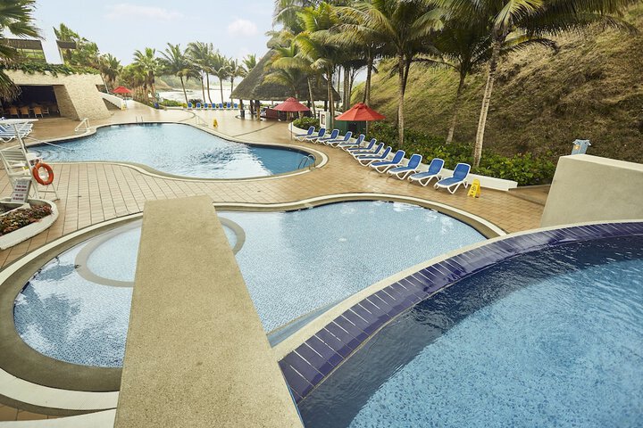 Pools & Facilities