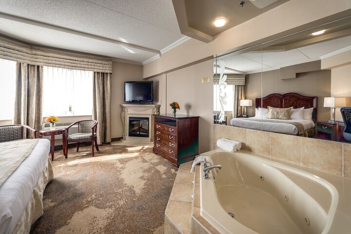 Room 13 of 78