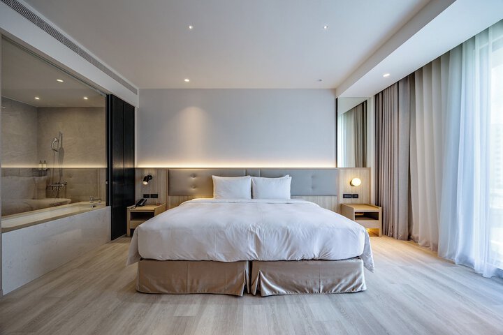 Room 38 of 85
