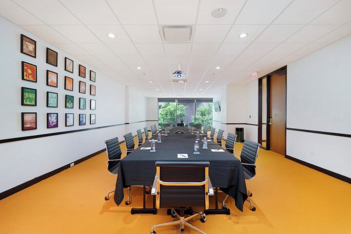 Meeting facility