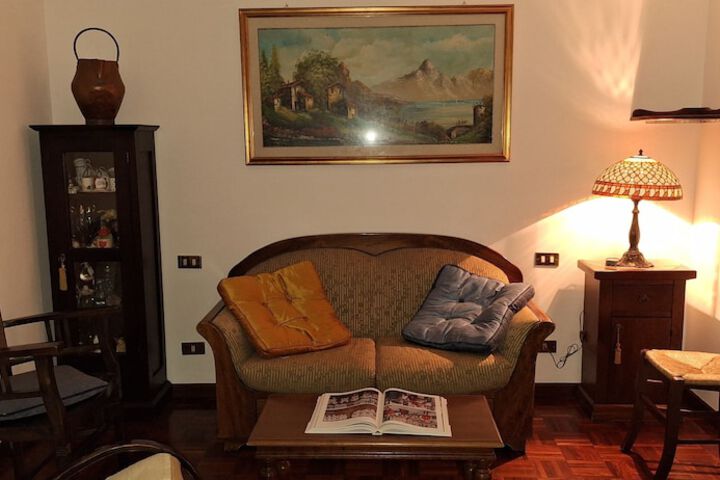 Room 28 of 46