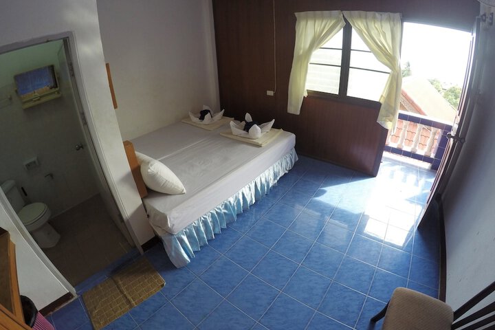 Room 4 of 21