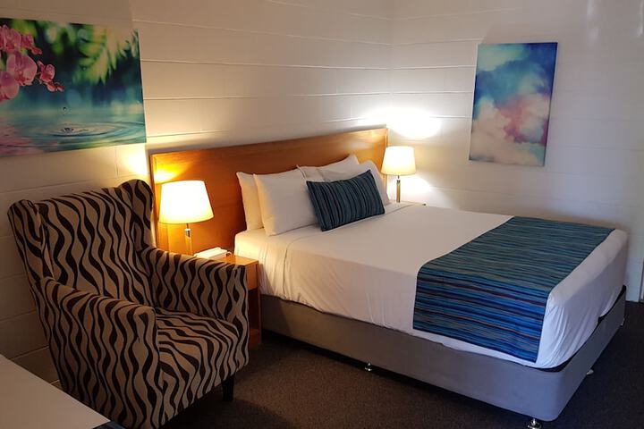 Room 45 of 74