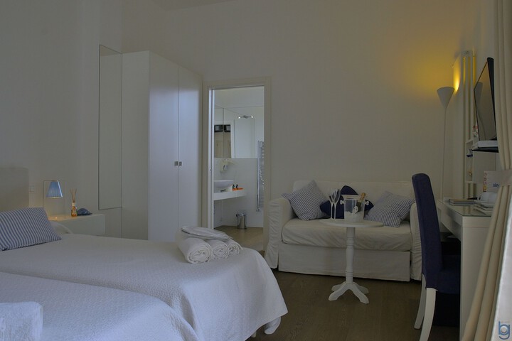 Room 5 of 56