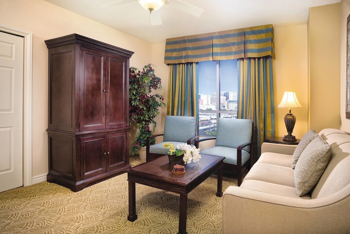 Room 28 of 32