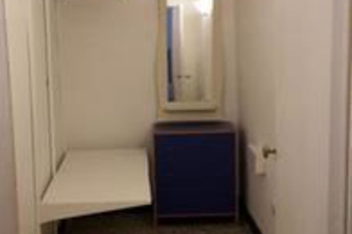 Room 16 of 25