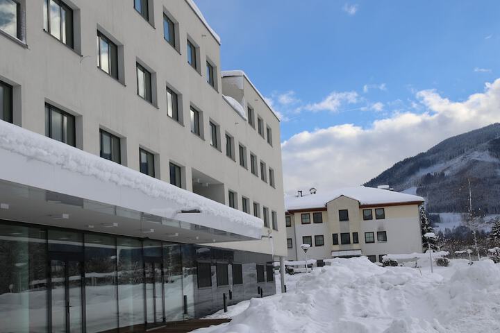 Hotel 77 of 78