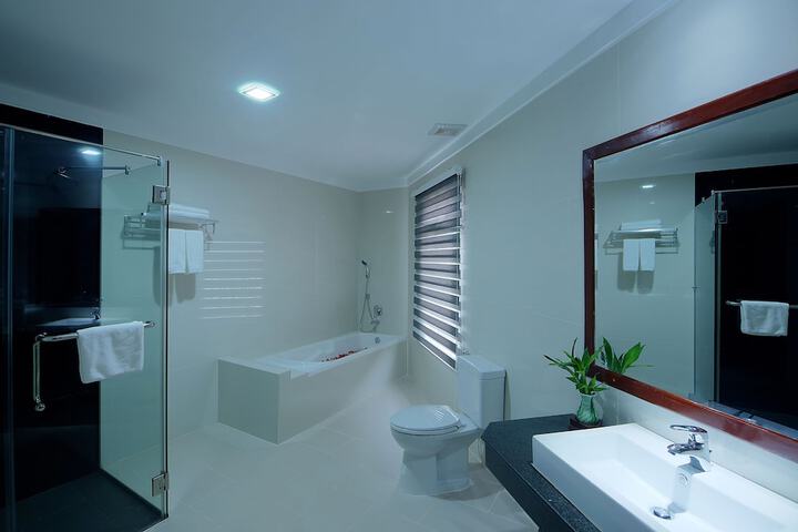 Room 47 of 91