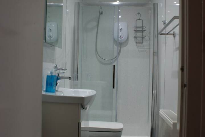Clean Restrooms