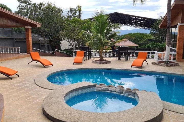 Pool 12 of 17