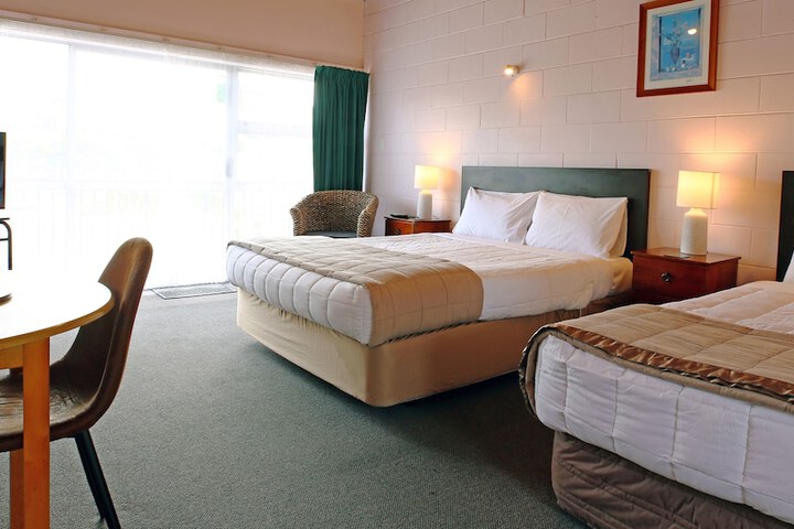 Room 14 of 38