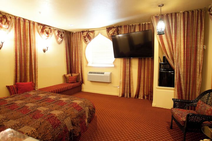 Room 62 of 96