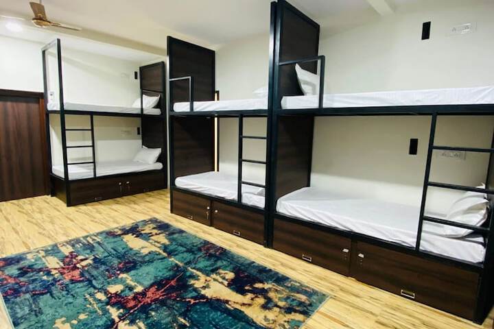 Room 19 of 23