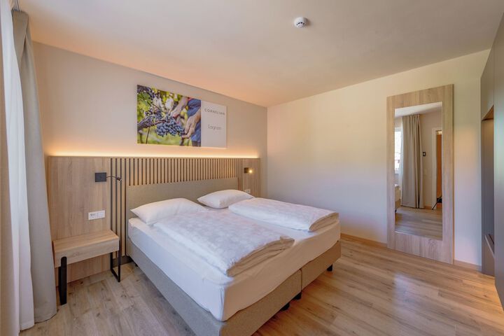 Room 87 of 208