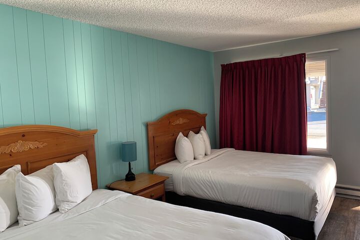 Room 8 of 27