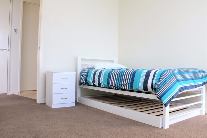Room 16 of 104