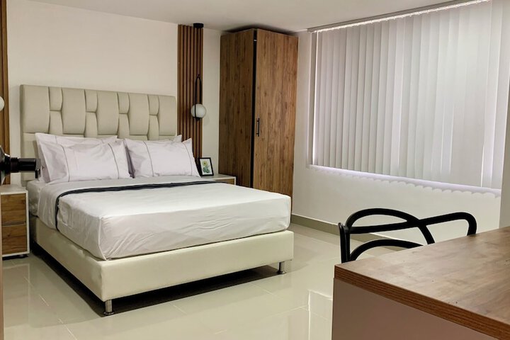 Room 7 of 61