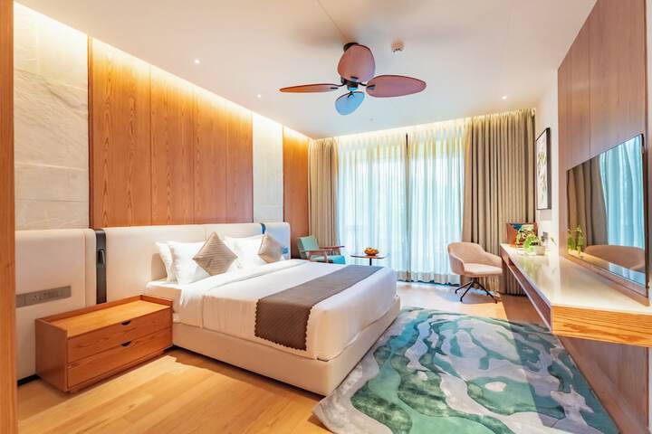 Room 25 of 143
