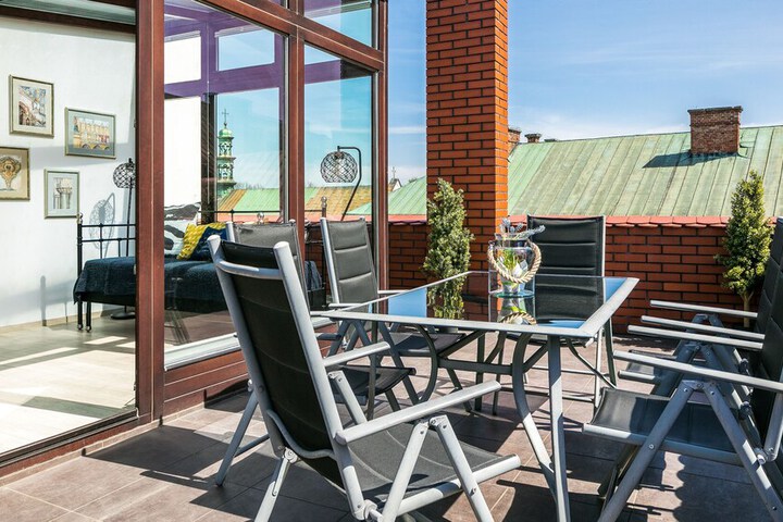 Terrace/Patio 131 of 133
