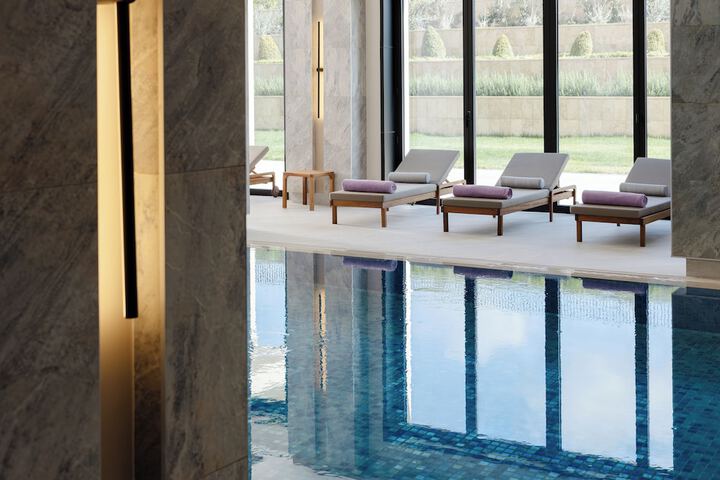 Pool 75 of 118