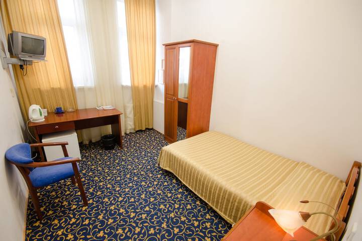 Room 7 of 60