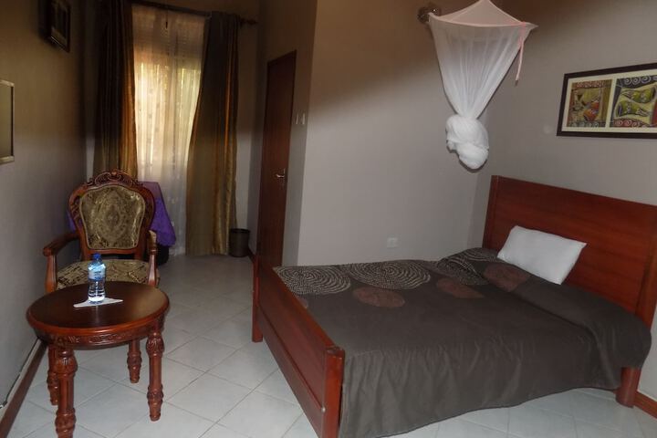 Room 5 of 29