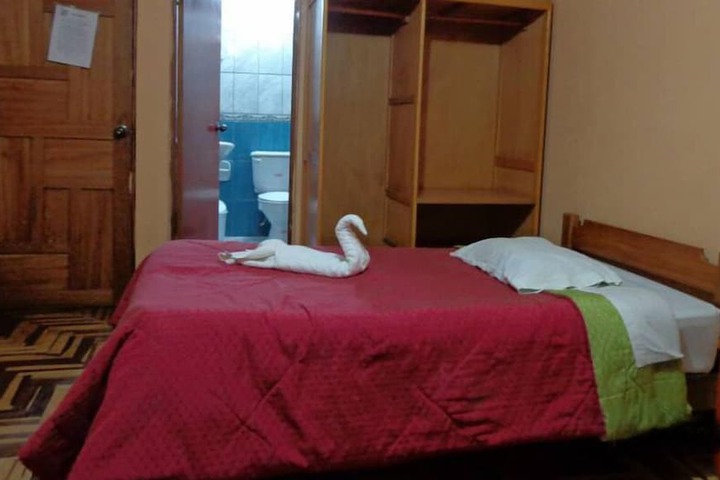Room 11 of 30