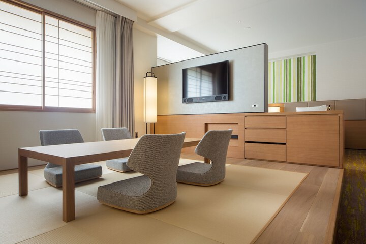 Room 10 of 169