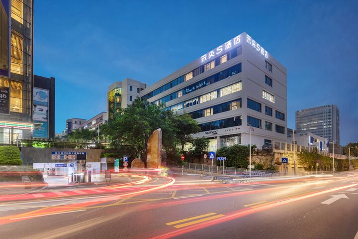 Image of Apex Hotel
