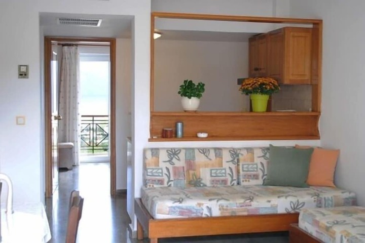 Room 21 of 46
