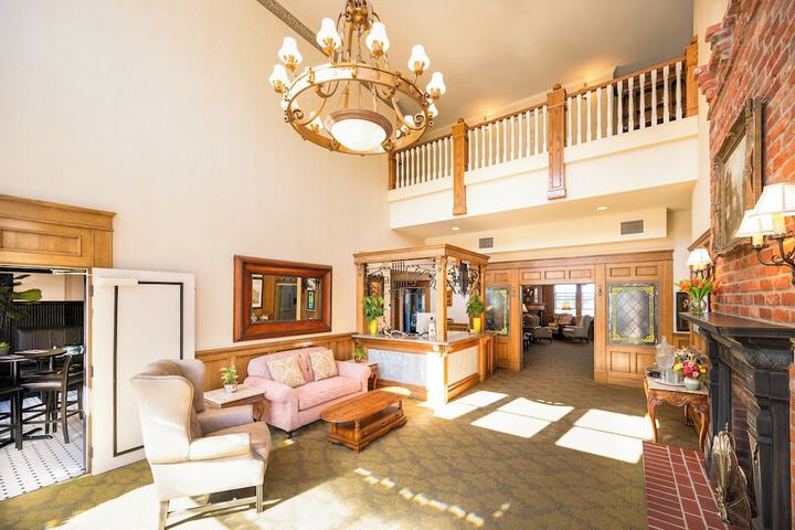 Hotel Interior 9 of 91