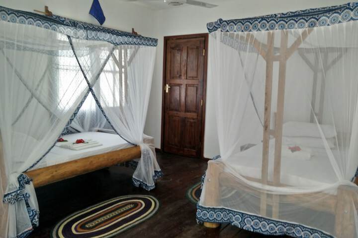 Room 6 of 149