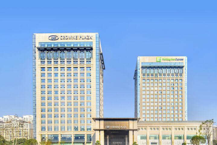 Hotel 69 of 72