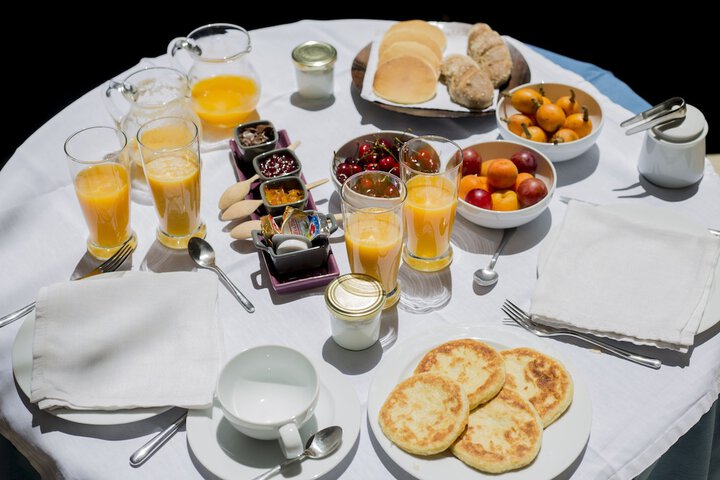 Breakfast meal