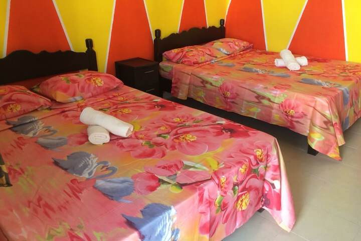 Room 14 of 68