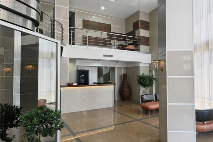 Hotel 6 of 55